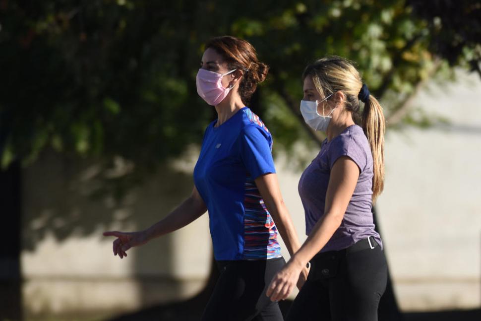 MOVIMIENTO UNIFORME. El segundo domingo de mayo sacó a las deportistas al aire libre.