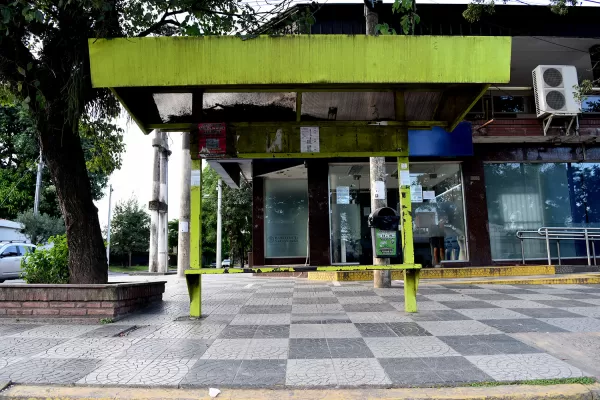 Tercer día sin colectivos: se define el futuro del paro de choferes