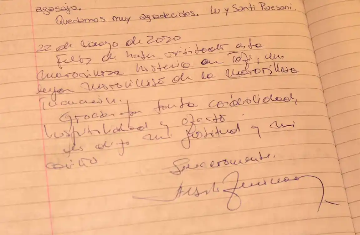 Alberto dejó una firma a lo Cristina en la hostería de Tafí Viejo