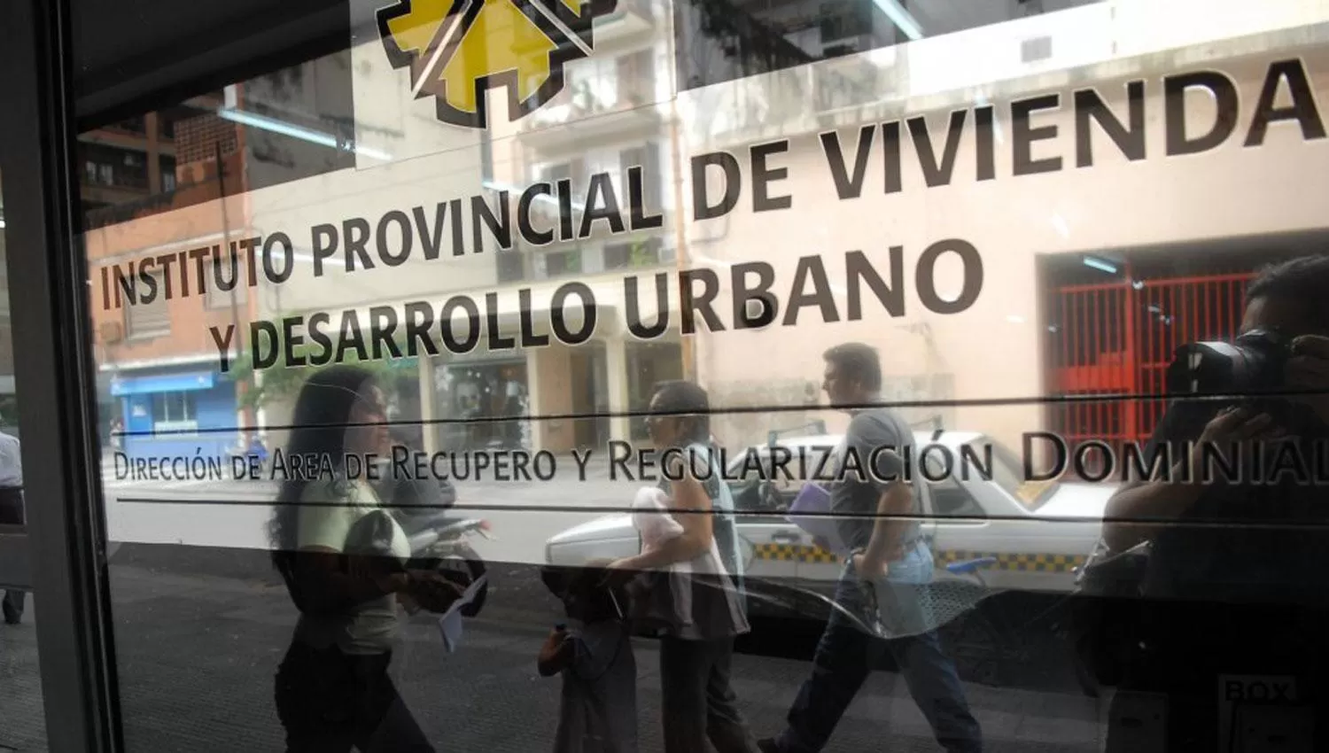 Sede del Instituto Provincial de la Vivienda y Desarrollo Urbano.