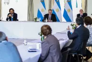 Alberto analiza en Olivos con el Comité de Expertos la próxima fase de cuarentena