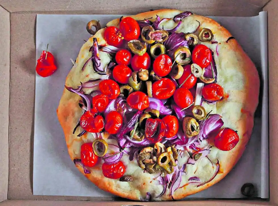 Los clientes de Griet le mandan fotos de sus platos servidos en casa. 