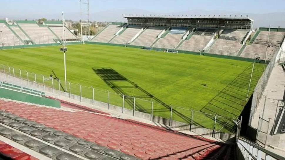 UN LUGAR DE CALIDAD. El estadio “Padre Martearena” ya albergó numerosos partidos nacionales e internacionales.  