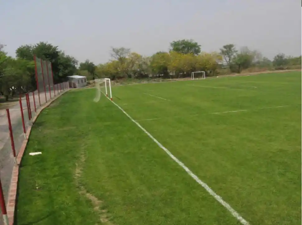 SÚPER CÓMODO. El complejo Los Arcos, en Perico, puede albergar equipos; San Martín lo hace en las pretemporadas.