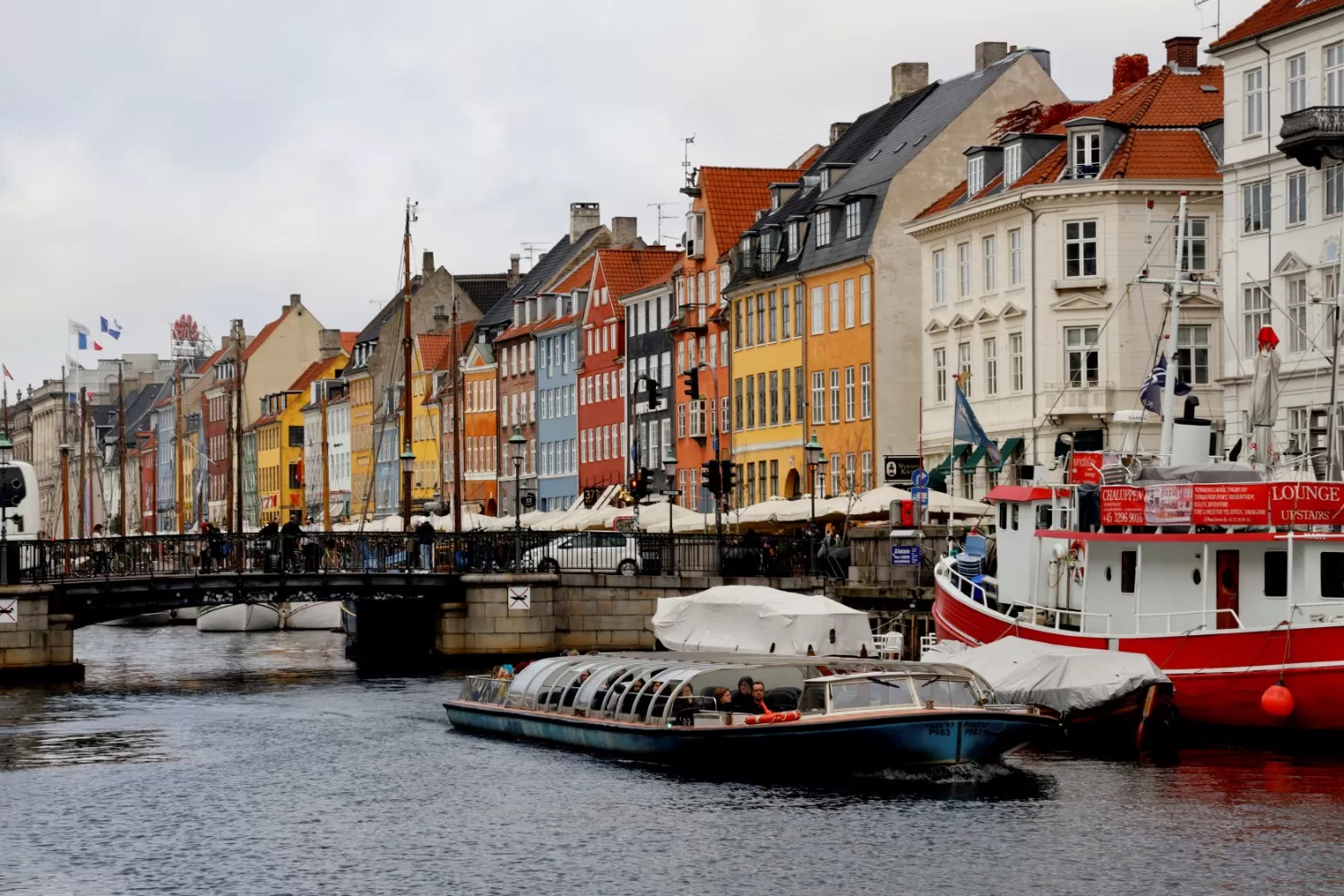 PANDEMIA. Dinamarca permitirá que las parejas separadas por el coronavirus puedan reencontrarse.