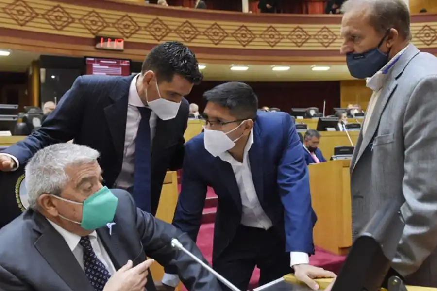 La sesión de la Legislatura, en detalle