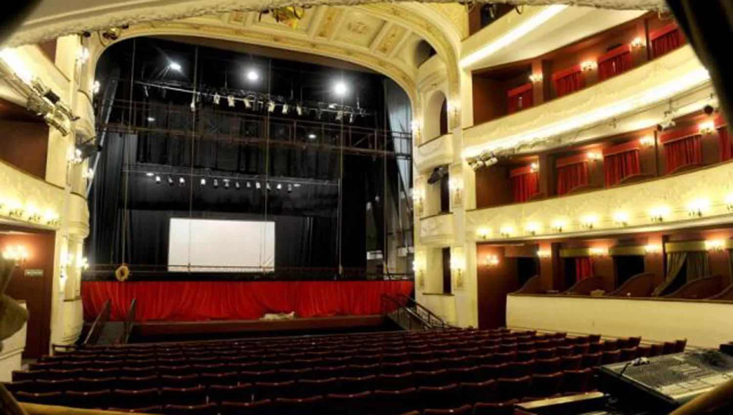 Teatro Alberdi