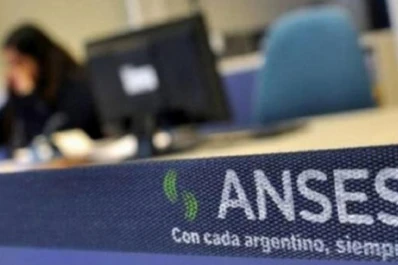 Pagos de Anses: quiénes cobran hoy el IFE, la AUH y la jubilación