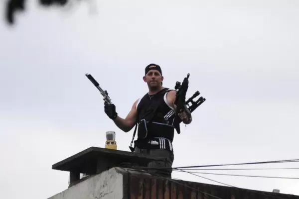 Sedición policial, la trama oculta de los saqueos de 2013