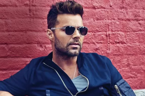 La sorpresa de Ricky Martin: lanzó “pausa” en las redes, con grandes invitados