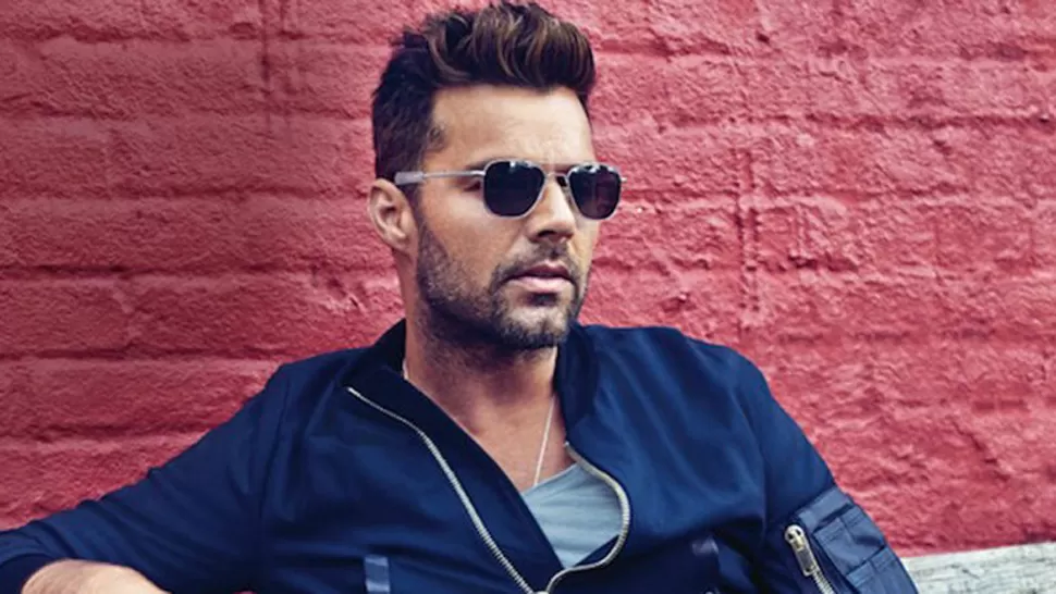 La sorpresa de Ricky Martin: lanzó “pausa” en las redes, con grandes invitados