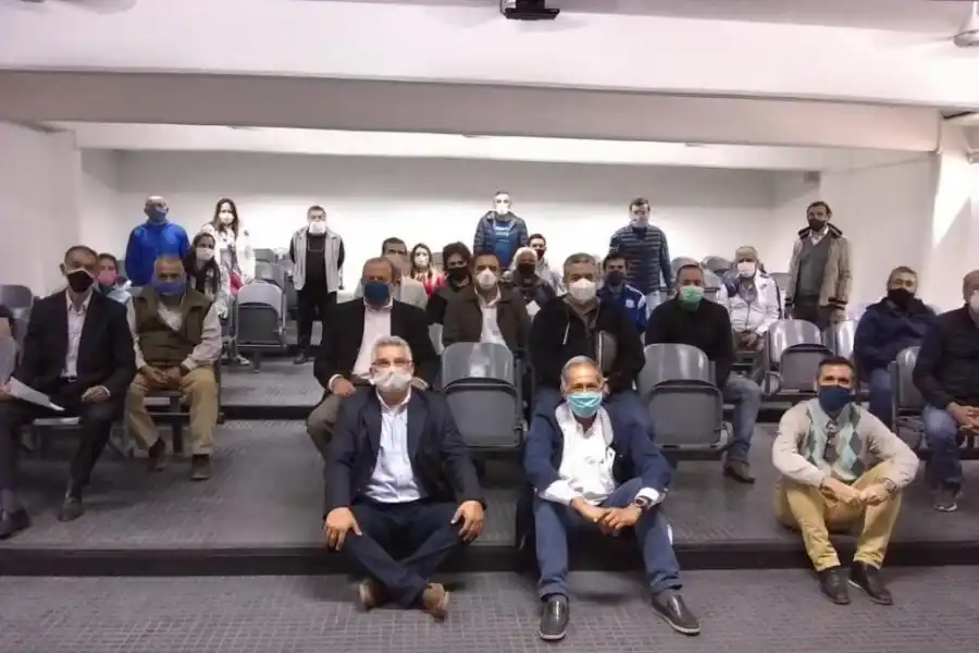 DIÁLOGO. Los dirigentes se reúnen con frecuencia con las autoridades.