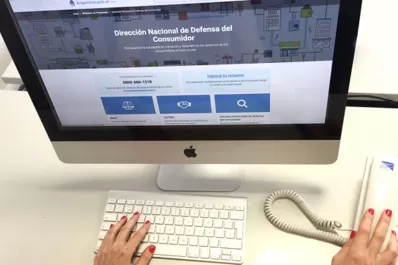 Un tercio de los hogares tucumanos tiene problemas para seguir pagando internet