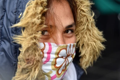 Frío y pandemia: cómo se transformó el look de los tucumanos