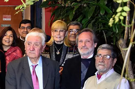 HOMENAJEADO. Barcala, a la izquierda, junto a Juan Carlos di Lullo y a Coco Quinteros, durante un acto en el Círculo de la Prensa el 7 de junio de 2018, cuando fue distinguido en el marco del Día del Periodista.
