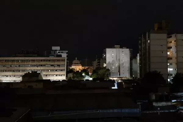 Un gran apagón dejó a oscuras a miles de usuarios al sur de la capital y de Yerba Buena