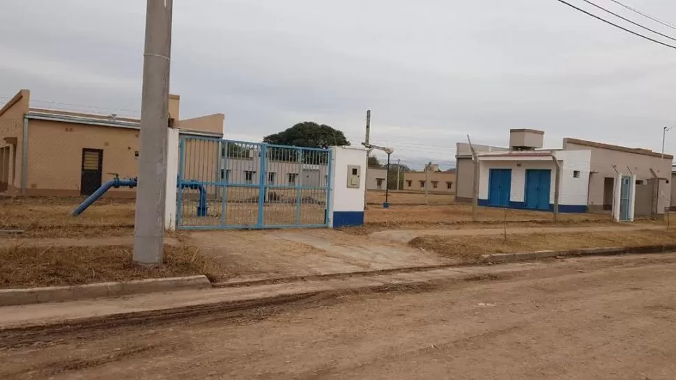 Ante la queja por la falta de agua en San Andrés, el Instituto de la Vivienda dio explicaciones
