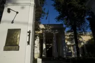 Quejas de médicos por atrasos en la entrega de títulos