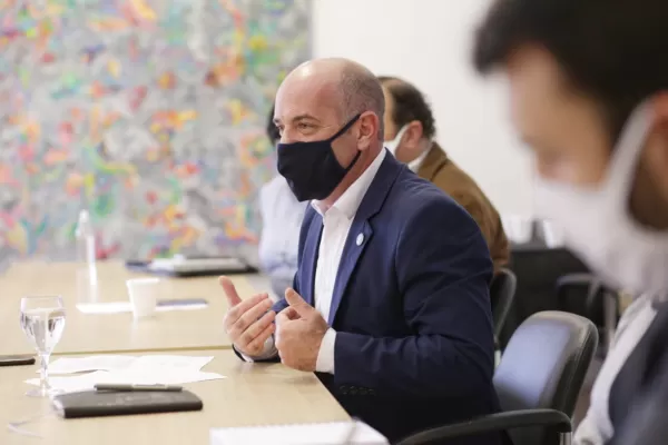 Clases presenciales: se comenzará por las zonas rurales, anticipó Lichtmajer