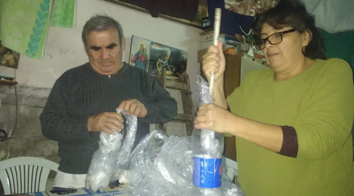 Ecovivienda en un asentamiento: nuevos sueños en tres toneladas de plástico