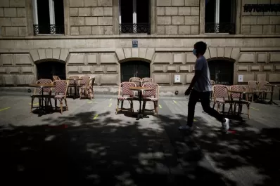 Segunda ola de covid-19 en Europa: Francia obliga al uso de tapabocas en París