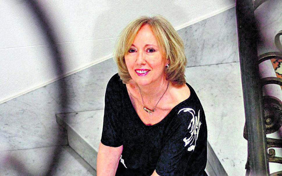  SYLVIA IPARRAGUIRRE. Fue traducida a varios idiomas.