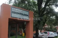 Una alumna recibida de Odontología hizo su descargo, tras el repudio de la decana
