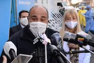 Pese a las quejas de la oposición, Manzur volverá a viajar a Buenos Aires