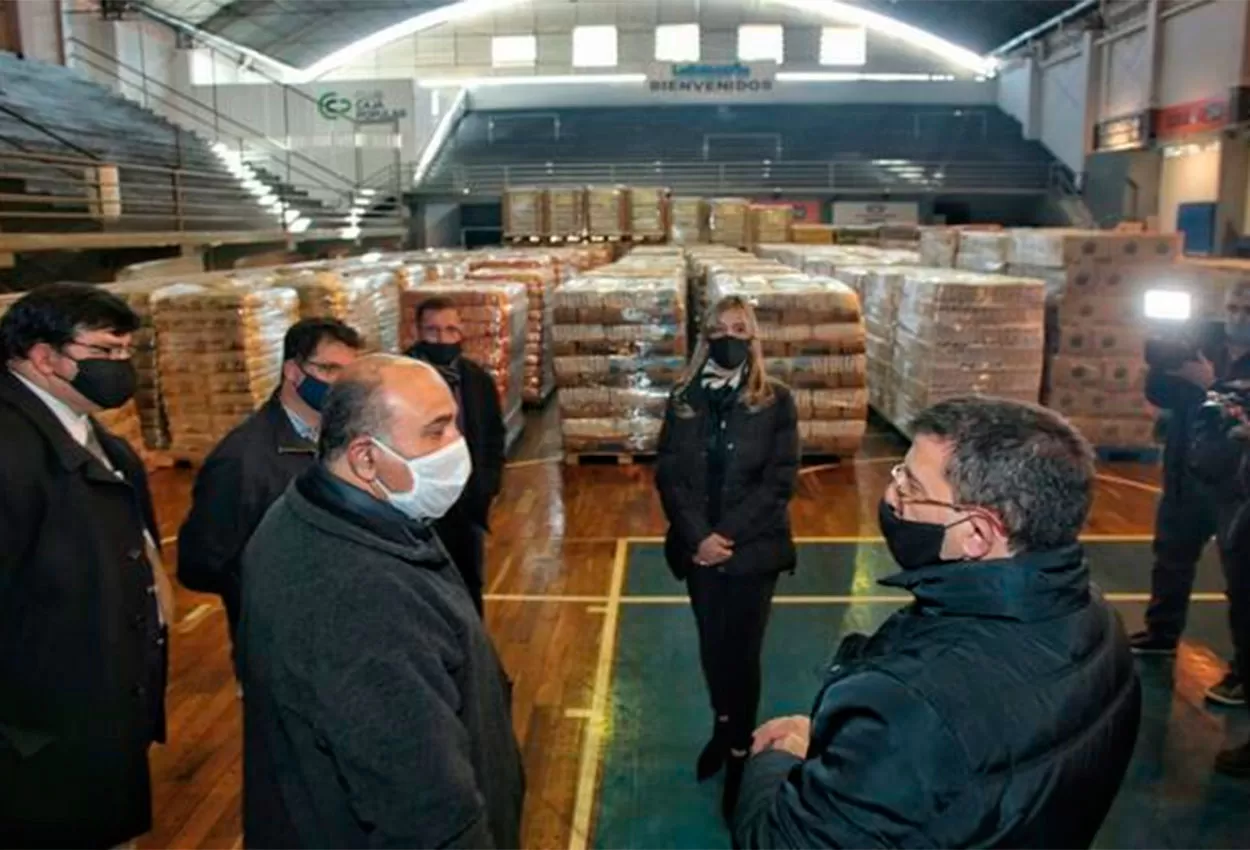 La Caja Popular aporta 160 toneladas de alimento para los comedores