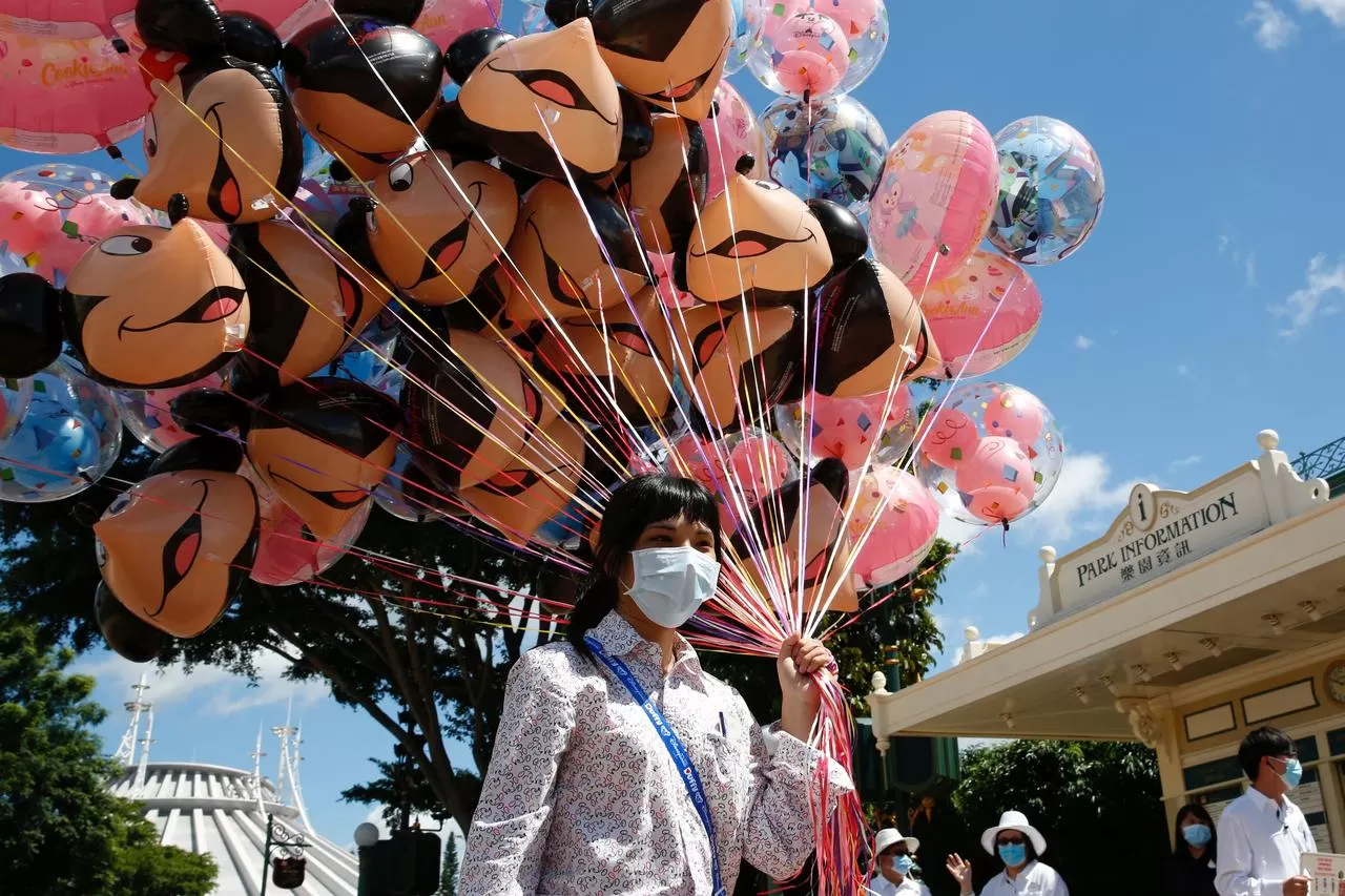 Disneyland Hong Kong reabre tras seis meses cerrado por la pandemia
