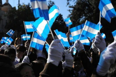 La promesa de lealtad a la Bandera será en un acto online