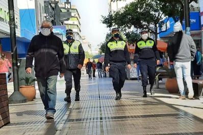 Debido a las compras por el Día del Padre, dispondrán más policías en el micro y macro centro