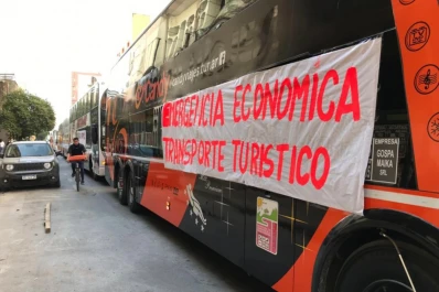 Transportistas de turismo piden una compensación por la parálisis del sector