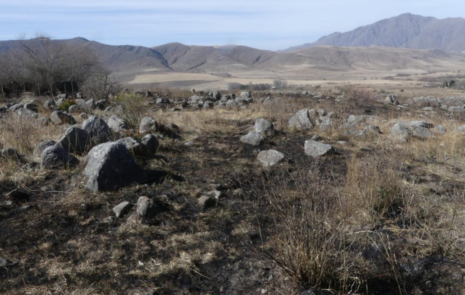 Una quema de pastizales arrasó con un campo en Tafí del Valle