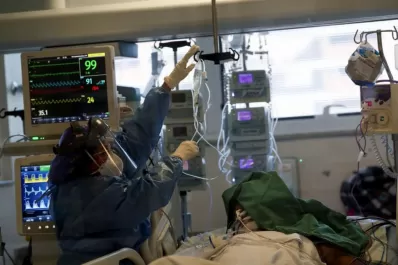 Brasil se acerca al millón de casos, sin plan sanitario