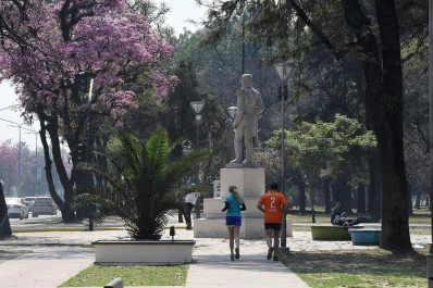 El fin de semana arranca con un viernes soleado: cómo estará el clima durante el Día del Padre