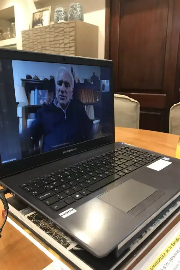 CHOZNO NIETO. El licenciado Belgrano, vía Zoom. (Foto: Prensa MST)