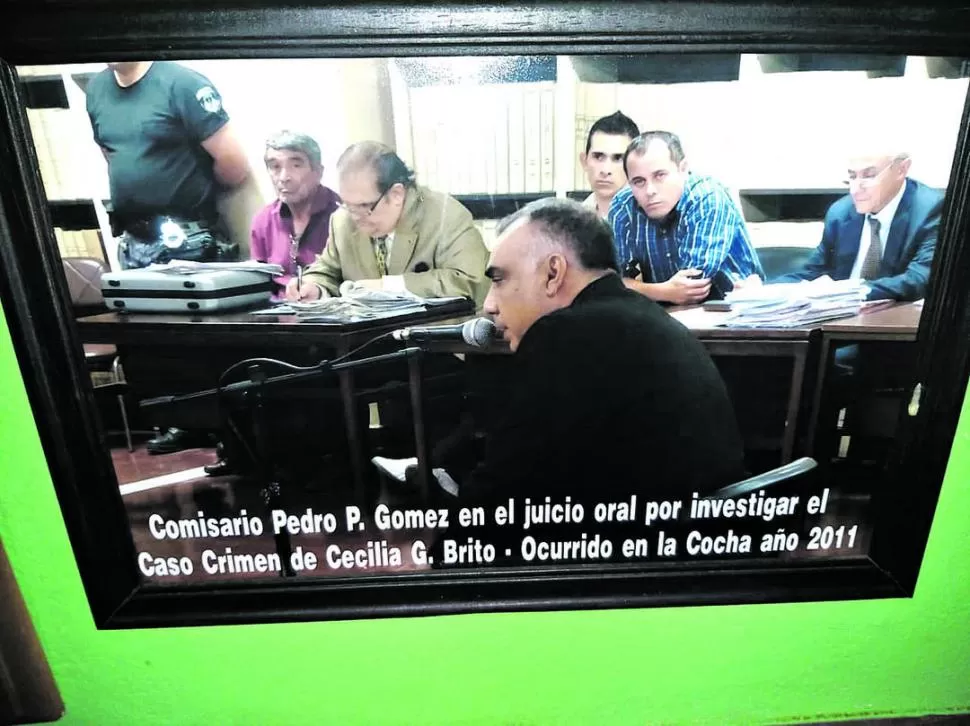 UN APORTE CLAVE. El comisario Pedro Gómez declara en el juicio del caso Brito. 