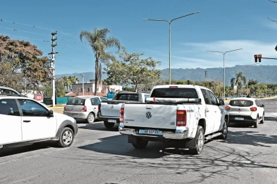 Yerba Buena: comenzaron a funcionar los semáforos