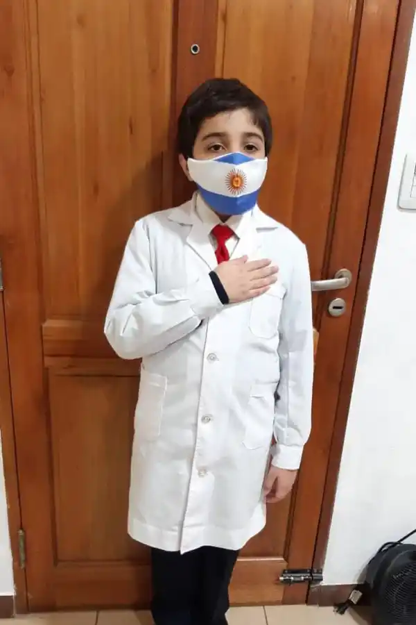 BRUNO FERNÁNDEZ. Asiste a una escuela en Tafí Viejo.