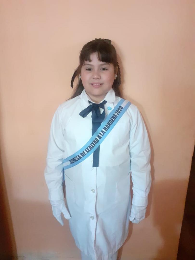 LAURA SÁNCHEZ. Va a una escuela rural en Lules.