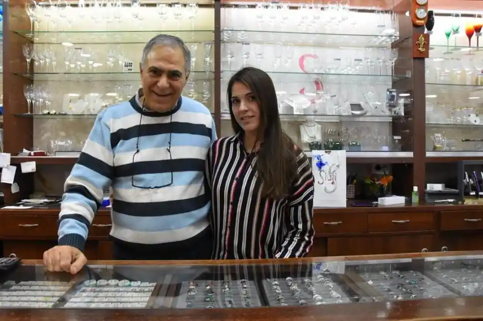 JOYERÍA. Raúl y Solana Siufi.