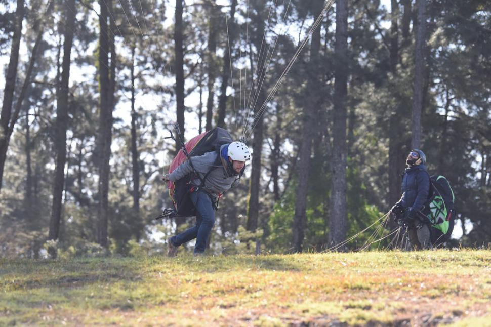 El parapente ya despliega sus alas en Tucumán