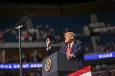 Miles de adolescentes lograron sabotear un acto de Trump