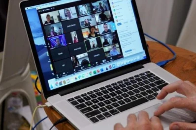 Piden créditos para que maestros puedan acceder a tecnología