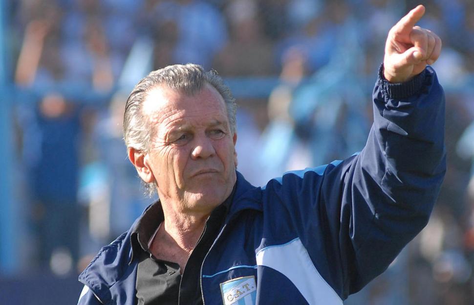 EL “INDIO”. Solari sacó al equipo del Argentino en 2008. Luego volvió en 2011.