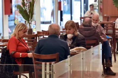 Chahla: “estamos tranquilos y podemos continuar con distanciamiento social”