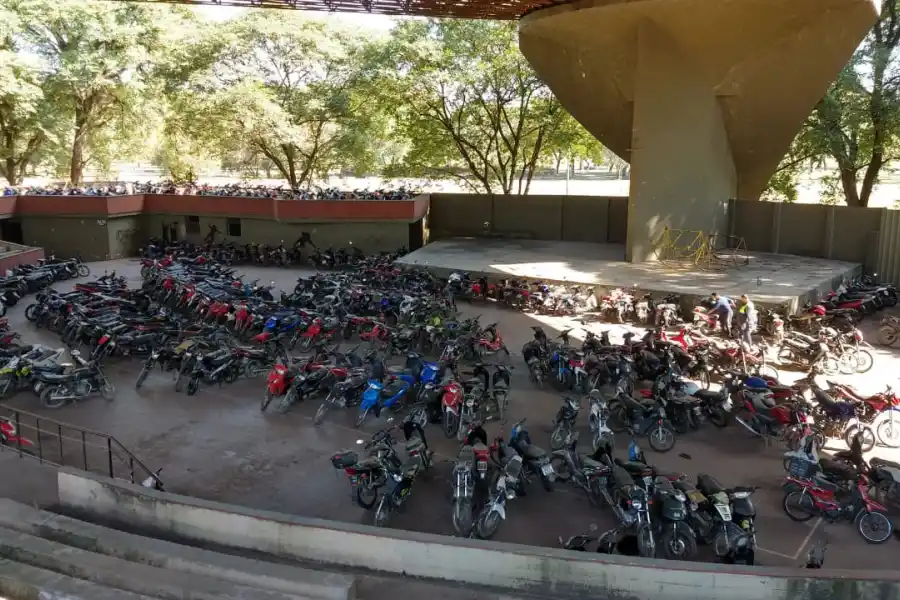 DECENAS DE MOTOS. En el Palacio de los Deportes. Foto: Prensa Ministerio de Seguridad