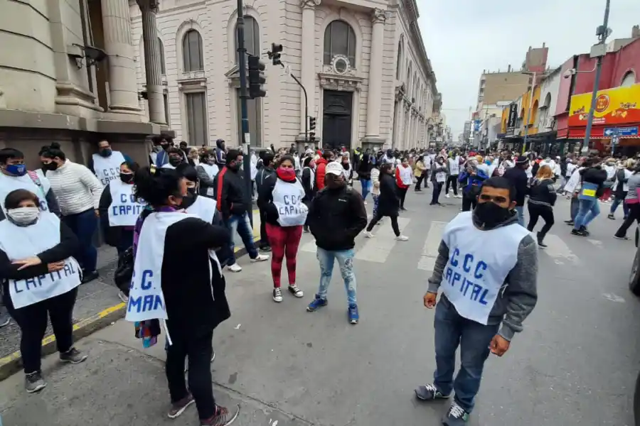 Una protesta generó un caos en el tránsito vehicular del microcentro