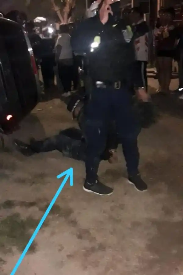 DESCRIPCIÓN. El agente llevaba puesto parte de su uniforme.  